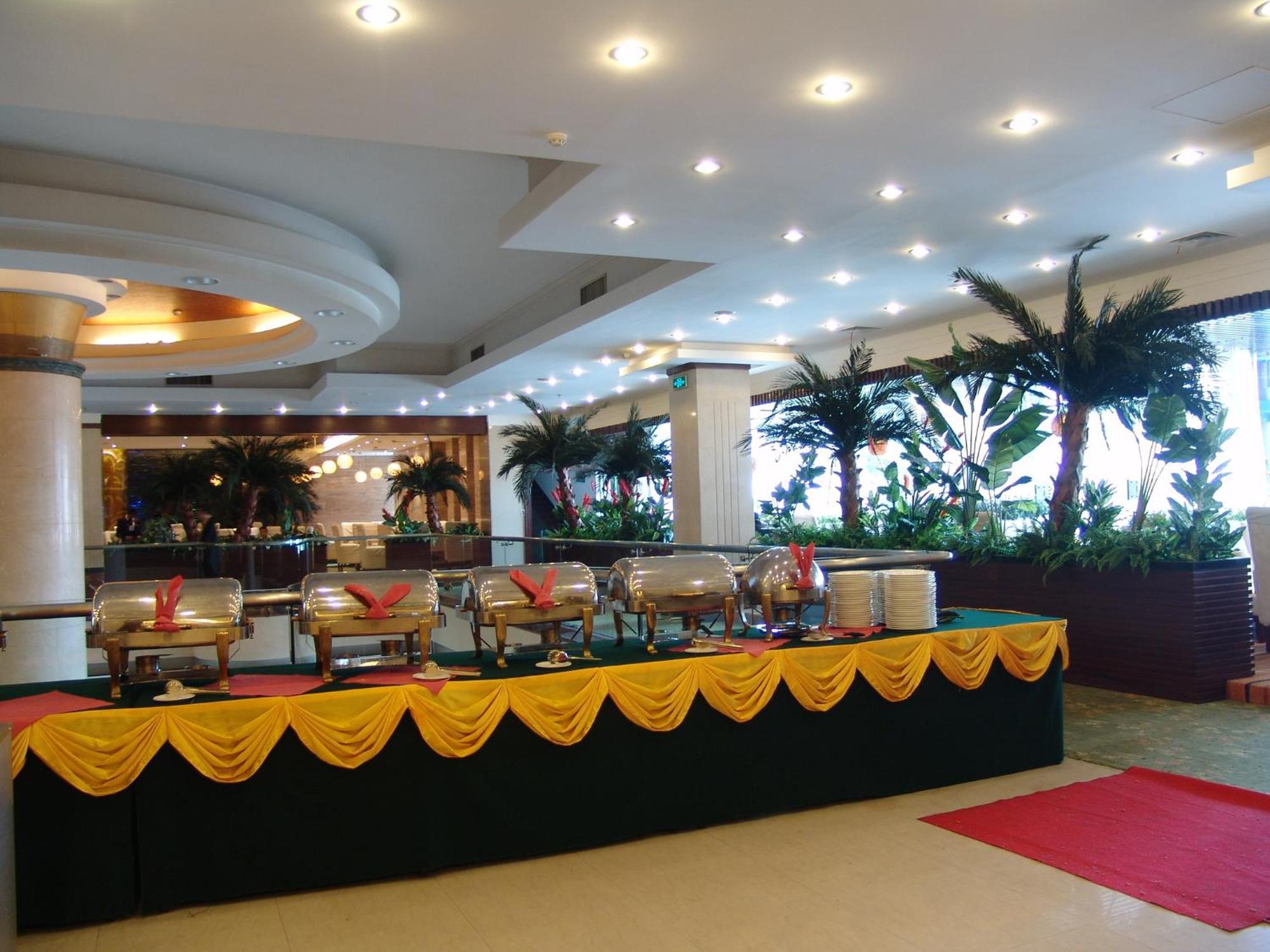 Kunming Golden Spring Hotel Exterior foto