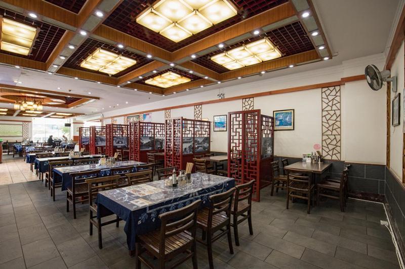Kunming Golden Spring Hotel Exterior foto